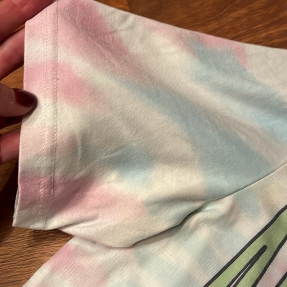 Like new no brand tie-dye T-shirt - Picture 4 of 10